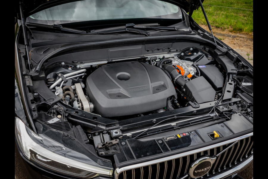 Volvo XC60 2.0 T6 Plug-in hybrid AWD Plus Bright | Panoramadak | Dealeronderhouden