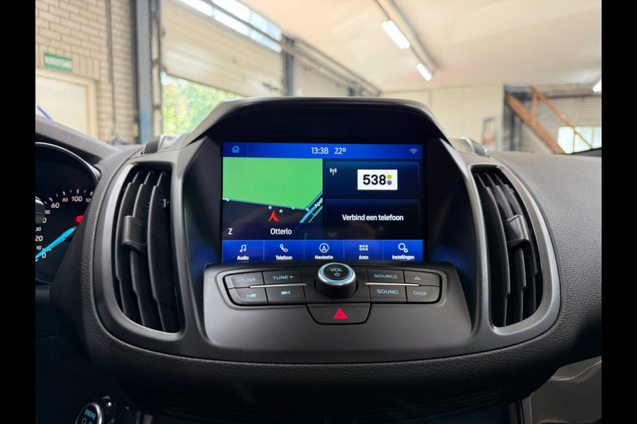 Ford Kuga 1.5 EcoBoost ST Line | 150 PK | Winterpakket | Handgeschakeld | Panoramadak | 19" | Navigatie