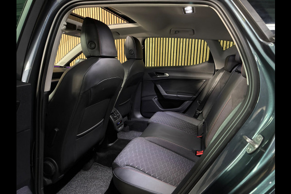 Seat Leon 1.4 TSI eHybrid PHEV FR PANO|AMBIENT|MATRIX KOPLAMPEN|STOEL + STUUR VERWARMING| 17 INCH LMV