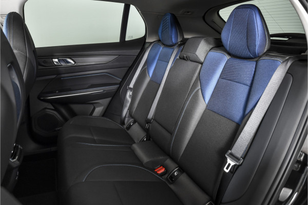 Lynk & Co 01 1.5 PHEV 261PK MY22 | 360 Camera |S/K-panodak | Adapt. Cruise | Memory | Elek. klep | LM 20" |