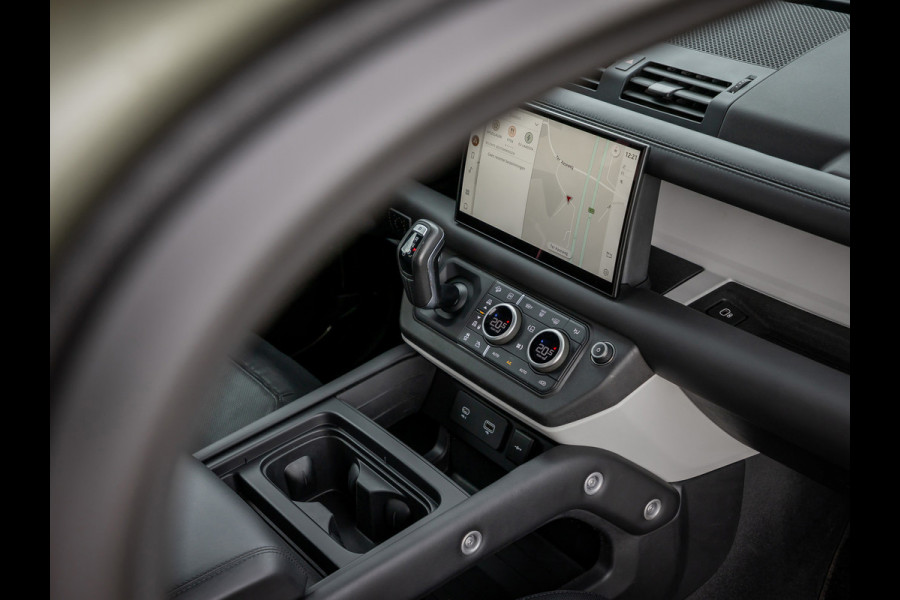 Land Rover Defender 110 2.0 P400e X-Dynamic HSE | Explorer Pack | Panoramadak | Meridian |