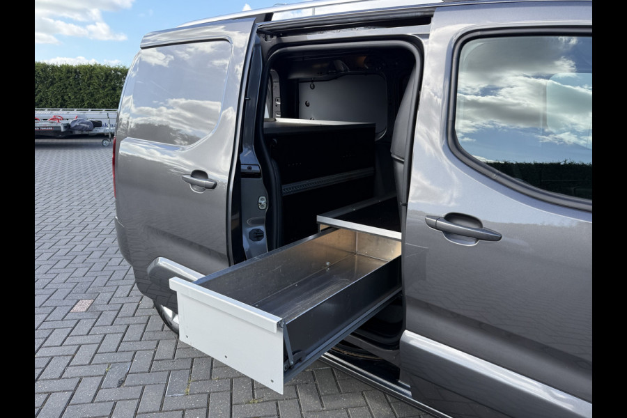 Opel Combo 1.5D 102 PK / L2H1 / Edition / 1e EIG. / INRICHTING / COOLBOX / TREKHAAK / CAMERA / CRUISE / CARPLAY