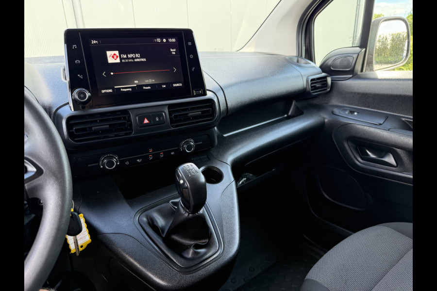 Opel Combo 1.5D 102 PK / L2H1 / Edition / 1e EIG. / INRICHTING / COOLBOX / TREKHAAK / CAMERA / CRUISE / CARPLAY