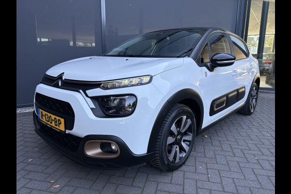 Citroën C3 1.2 PureTech C-Series Airco - Apple carplay - Bluetooth - Cruise control - Licht metalen velgen 16 inch - Navigatiesysteem - Radio - Stuur multifunctioneel - Led verlichting - Mistlampen - Start/stop systeem - Elektrische ramen - Extra getint glas achter