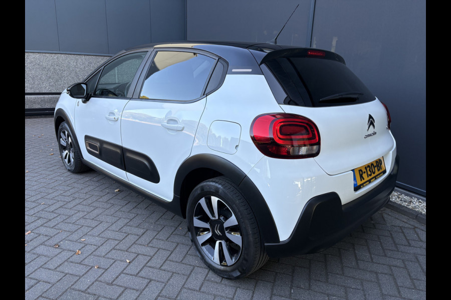 Citroën C3 1.2 PureTech C-Series Airco - Apple carplay - Bluetooth - Cruise control - Licht metalen velgen 16 inch - Navigatiesysteem - Radio - Stuur multifunctioneel - Led verlichting - Mistlampen - Start/stop systeem - Elektrische ramen - Extra getint glas achter