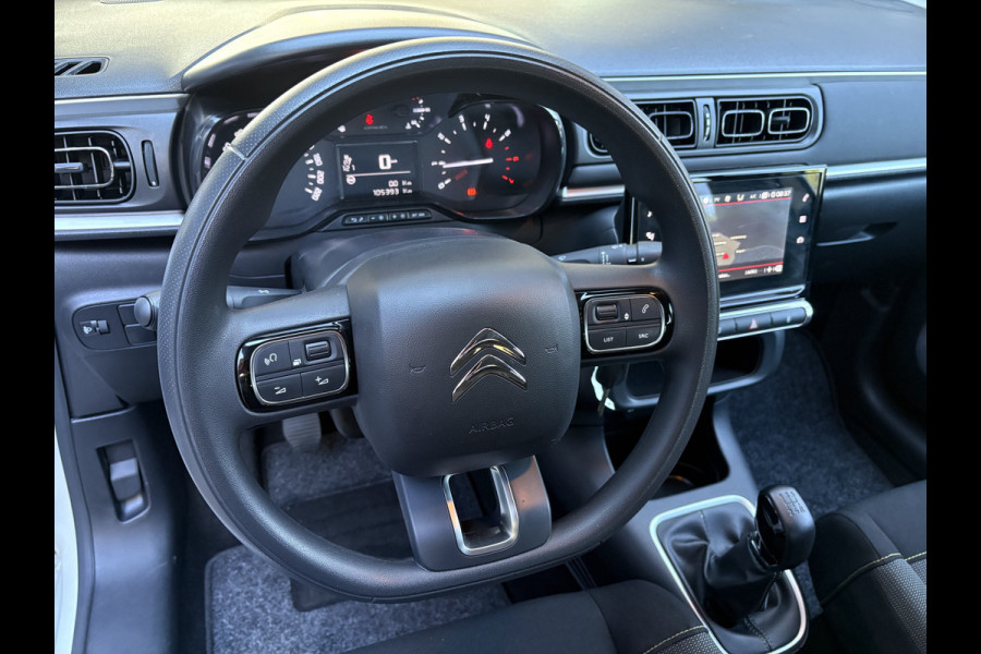 Citroën C3 1.2 PureTech C-Series Airco - Apple carplay - Bluetooth - Cruise control - Licht metalen velgen 16 inch - Navigatiesysteem - Radio - Stuur multifunctioneel - Led verlichting - Mistlampen - Start/stop systeem - Elektrische ramen - Extra getint glas achter