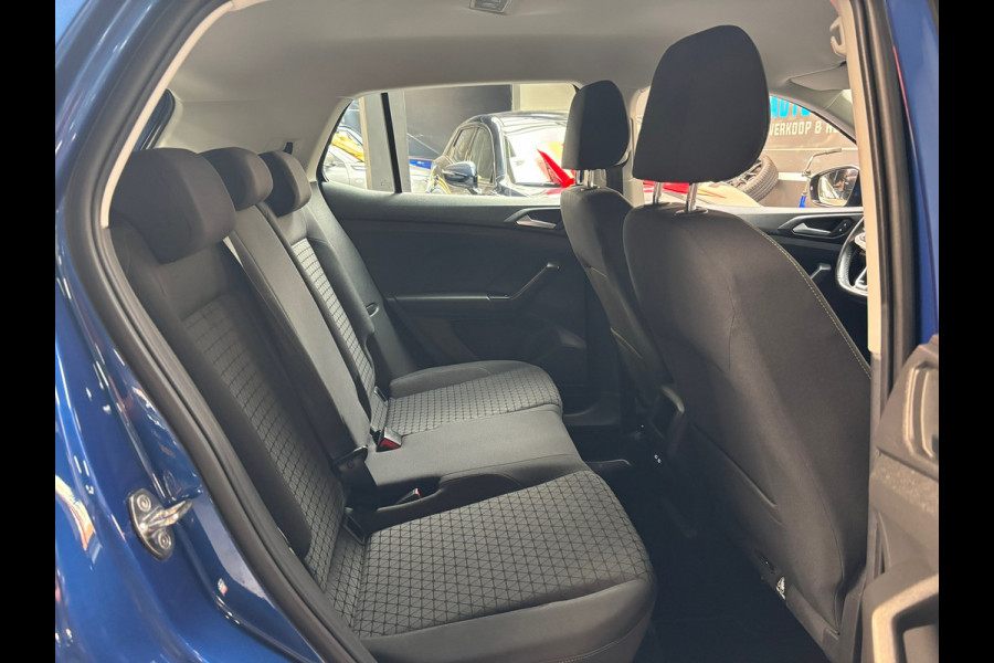 Volkswagen T-Cross 1.0 TSI Go / Trekhaak / Stoelverwarming