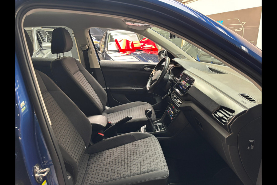 Volkswagen T-Cross 1.0 TSI Go / Trekhaak / Stoelverwarming