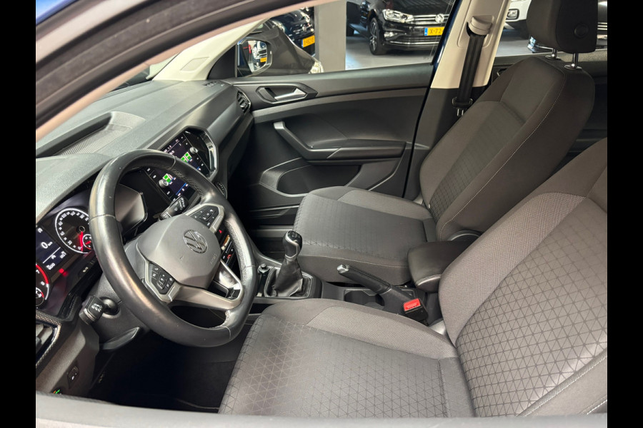 Volkswagen T-Cross 1.0 TSI Go / Trekhaak / Stoelverwarming