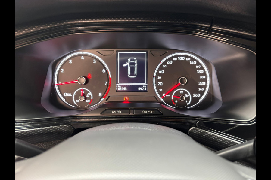 Volkswagen T-Cross 1.0 TSI Go / Trekhaak / Stoelverwarming