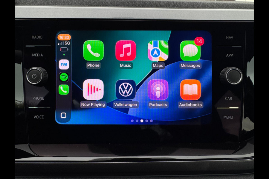 Volkswagen Polo 2.0 TSI GTI TSI 210PK DSG GTI-SPORT IQ-LIGHT/PDC/CARPLAY