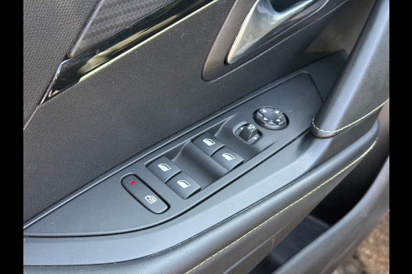 Peugeot 208 1.2 PureTech GT | Navi | Camera | Carplay