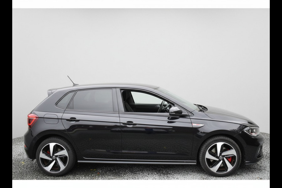 Volkswagen Polo GTI 2.0 TSI 210PK DSG GTI-SPORT VIRTUAL/LED/CARPLAY