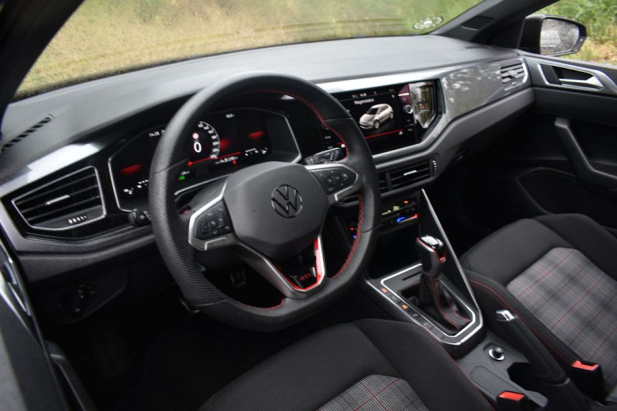 Volkswagen Polo GTI 2.0 TSI 210PK DSG GTI-SPORT VIRTUAL/LED/CARPLAY