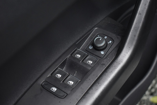 Volkswagen Polo GTI 2.0 TSI 210PK DSG GTI-SPORT VIRTUAL/LED/CARPLAY