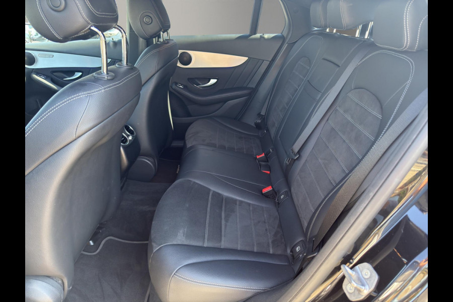 Mercedes-Benz GLC Coupé 200 4MATIC AMG | 20"| Treeplanken | Schuif/Kanteldak | Elektr. Trekhaak | Sfeer | EQ |