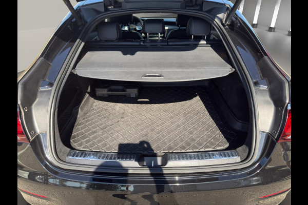 Mercedes-Benz GLC Coupé 200 4MATIC AMG | 20"| Treeplanken | Schuif/Kanteldak | Elektr. Trekhaak | Sfeer | EQ |