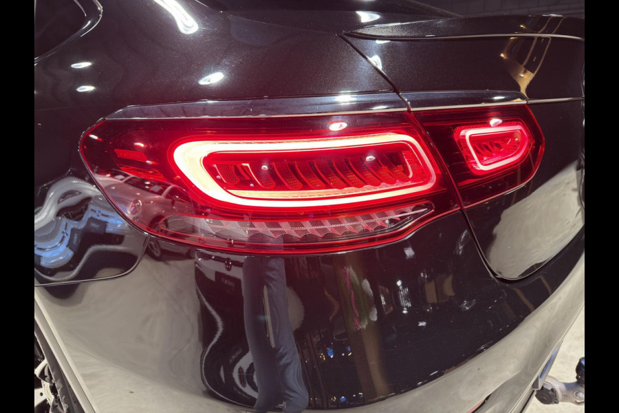 Mercedes-Benz GLC Coupé 200 4MATIC AMG | 20"| Treeplanken | Schuif/Kanteldak | Elektr. Trekhaak | Sfeer | EQ |