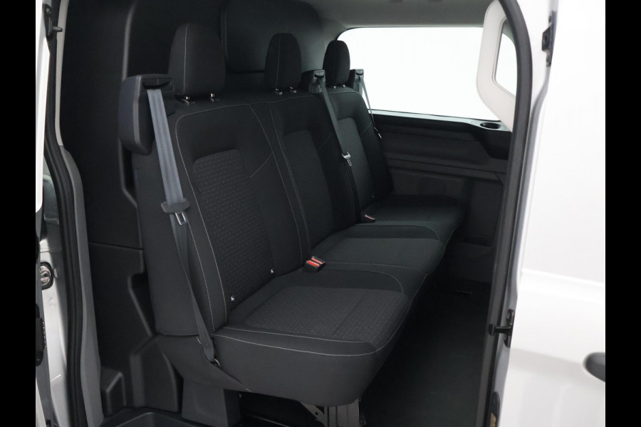 Ford Transit Custom 300 2.0 TDCI L2H1 6-PERS DUBBEL CAB. + TREKHAAK | CARPLAY | CAMERA