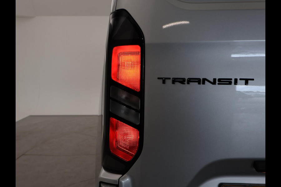 Ford Transit Custom 300 2.0 TDCI L2H1 6-PERS DUBBEL CAB. + TREKHAAK | CARPLAY | CAMERA