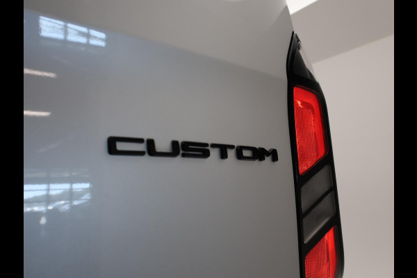 Ford Transit Custom 300 2.0 TDCI L2H1 6-PERS DUBBEL CAB. + TREKHAAK | CARPLAY | CAMERA