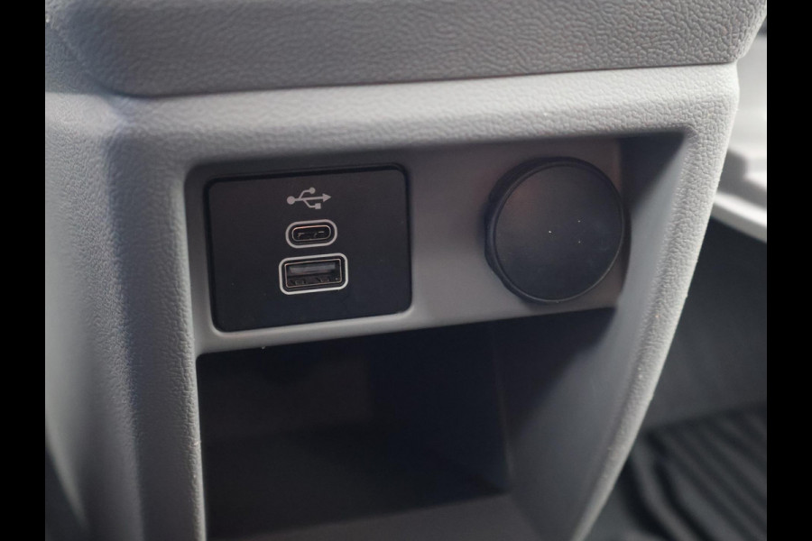 Ford Transit Custom 300 2.0 TDCI L2H1 6-PERS DUBBEL CAB. + TREKHAAK | CARPLAY | CAMERA
