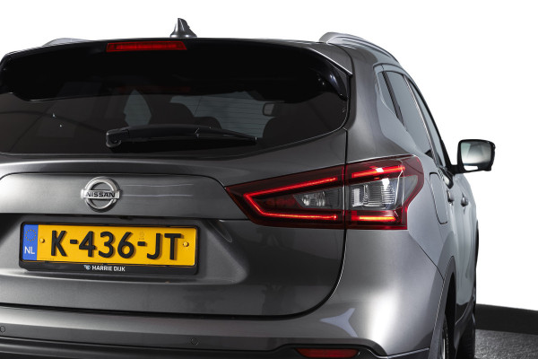 Nissan QASHQAI 1.3 DIG-T 158 PK Premium Edition - Automaat Orig. NL | Panodak | Trekhaak | Cruise | Stoelverw. | PDC | 360 Camera | NAV | ECC | Trekhaak | LM 19" |