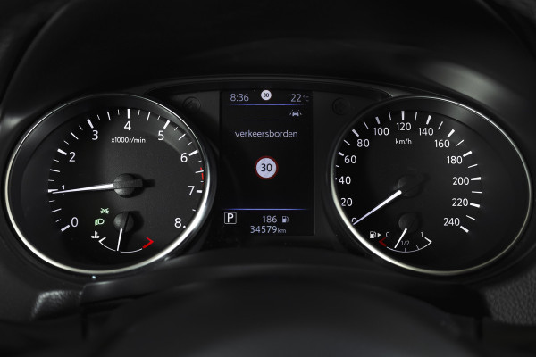 Nissan QASHQAI 1.3 DIG-T 158 PK Premium Edition - Automaat Orig. NL | Panodak | Trekhaak | Cruise | Stoelverw. | PDC | 360 Camera | NAV | ECC | Trekhaak | LM 19" |