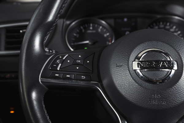Nissan QASHQAI 1.3 DIG-T 158 PK Premium Edition - Automaat Orig. NL | Panodak | Trekhaak | Cruise | Stoelverw. | PDC | 360 Camera | NAV | ECC | Trekhaak | LM 19" |