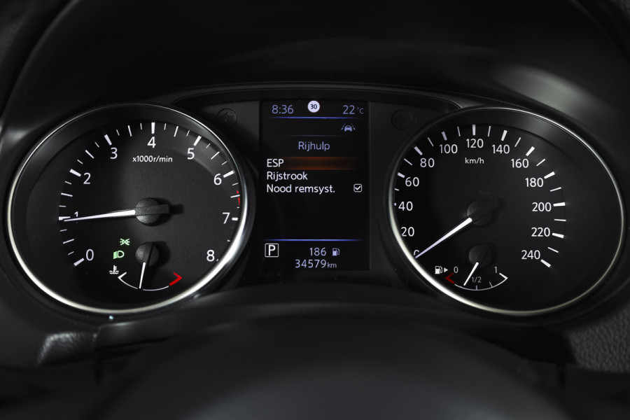 Nissan QASHQAI 1.3 DIG-T 158 PK Premium Edition - Automaat Orig. NL | Panodak | Trekhaak | Cruise | Stoelverw. | PDC | 360 Camera | NAV | ECC | Trekhaak | LM 19" |