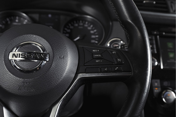 Nissan QASHQAI 1.3 DIG-T 158 PK Premium Edition - Automaat Orig. NL | Panodak | Trekhaak | Cruise | Stoelverw. | PDC | 360 Camera | NAV | ECC | Trekhaak | LM 19" |