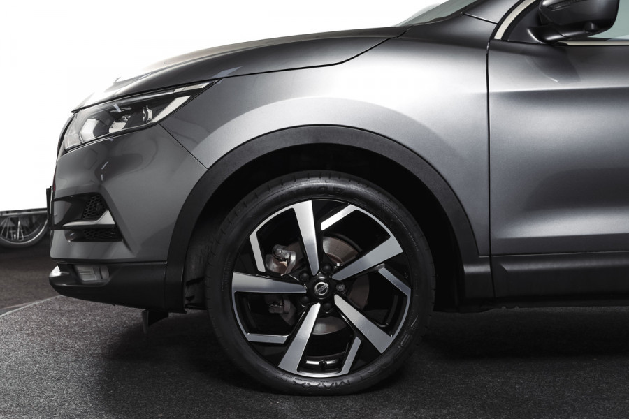 Nissan QASHQAI 1.3 DIG-T 158 PK Premium Edition - Automaat Orig. NL | Panodak | Trekhaak | Cruise | Stoelverw. | PDC | 360 Camera | NAV | ECC | Trekhaak | LM 19" |