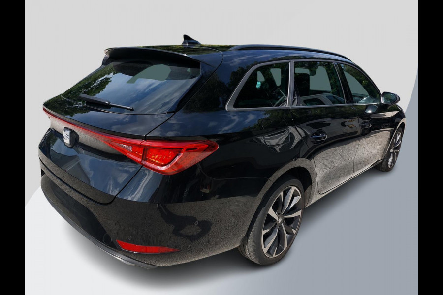 Seat Leon Sportstourer 1.4 TSI eHybrid PHEV FR | 18 inch | Adaptive cruise control | Stoelverwarming | Achteruitrijcamera