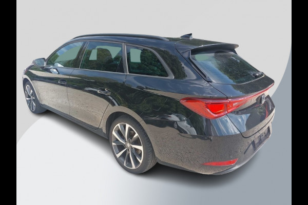 Seat Leon Sportstourer 1.4 TSI eHybrid PHEV FR | 18 inch | Adaptive cruise control | Stoelverwarming | Achteruitrijcamera