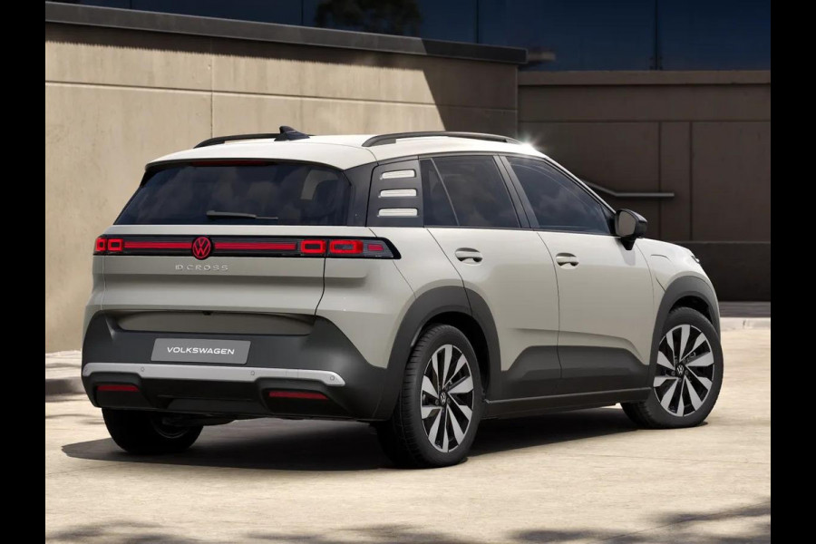 Volkswagen ID. Cross Style 52 kWh accu, 155 kW / 211 PK SUV Elektrische Achteruitrijcamera | Carplay | Stoelverwarming