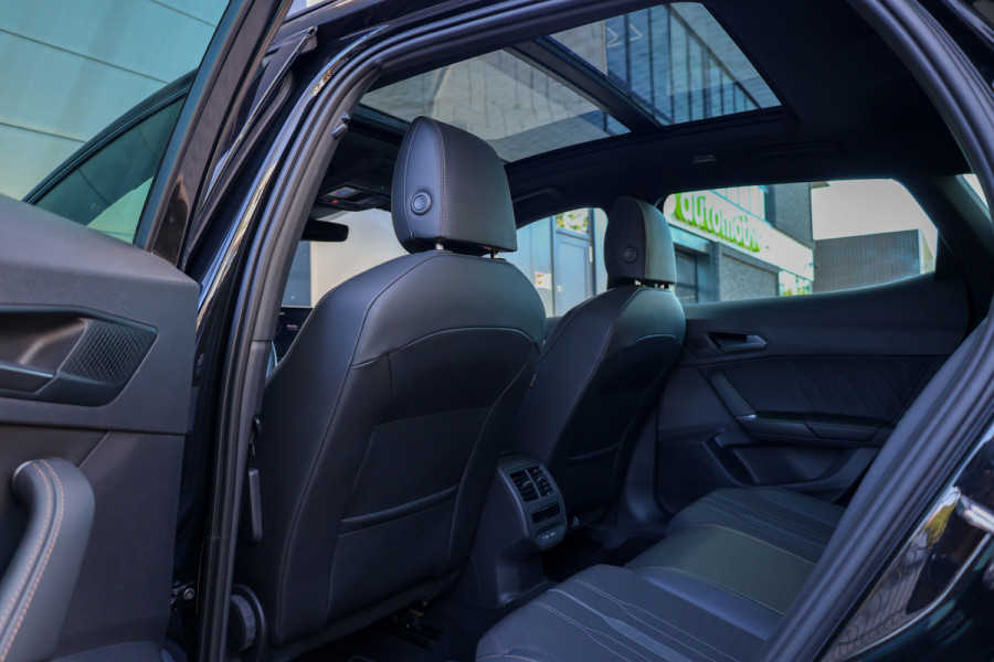 CUPRA Formentor 1.4 e-Hybrid Business | BTW | PANO | CAMERA | STUURWIELVERWARMING | ACC | ELEK.TREKHAAK |
