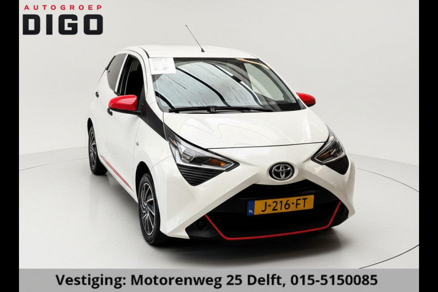 Toyota Aygo 1.0 VVT-i CORAL RED PACK 1e EIG. GARANTIE 7-2030* AIRCO. CARPLAY NAVI.PRIVACY GLASS. COMFORT PACK.100% OH