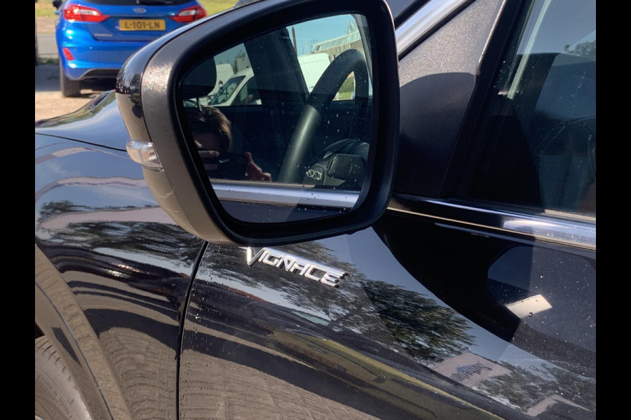 Ford Kuga 2.5 Duratec FHEV Vignale CVT 4WD 190pk | Driver Assistance Pack | Winterpack |  Volledig Lederen Interieur | Intelligente Vierwielaandrijving | Geen stekker nodig