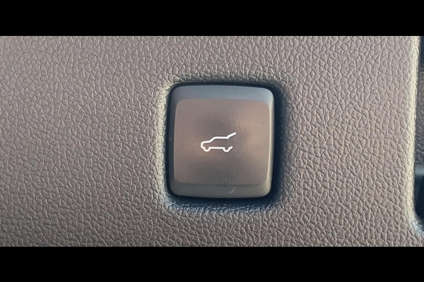 Ford Kuga 2.5 Duratec FHEV Vignale CVT 4WD 190pk | Driver Assistance Pack | Winterpack |  Volledig Lederen Interieur | Intelligente Vierwielaandrijving | Geen stekker nodig