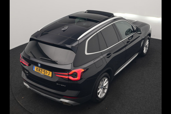 BMW X3 xDrive30e PHEV FACELIFT 293pk Dealer O.H | Trekhaak | Panodak | 360 Camera | Lederen Sportstoelen Verwarmd | Cruise Control | Apple Carplay | Virtual | Navigatie | DAB | 18"L.M | Plug In Hybrid |