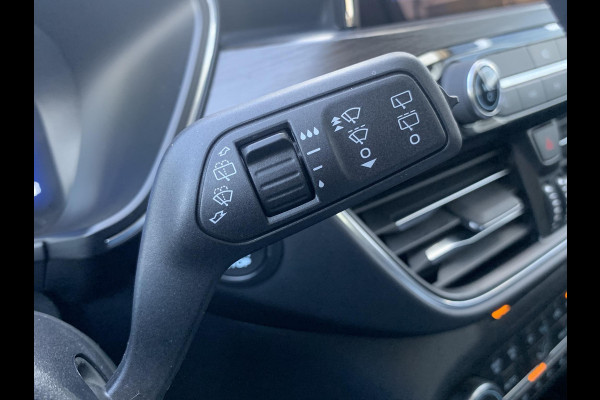 Ford Kuga 2.5 Duratec FHEV Vignale CVT 4WD 190pk | Driver Assistance Pack | Winterpack |  Volledig Lederen Interieur | Intelligente Vierwielaandrijving | Geen stekker nodig