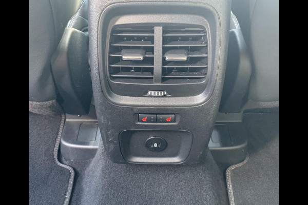 Ford Kuga 2.5 Duratec FHEV Vignale CVT 4WD 190pk | Driver Assistance Pack | Winterpack |  Volledig Lederen Interieur | Intelligente Vierwielaandrijving | Geen stekker nodig