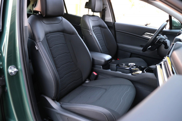 Kia Sportage 1.6 T-GDi MHEV *23.892km* PANORAMADAK/AFN. Trekhaak Virtual Cockpit/Stoel+Stuurwielverwarming