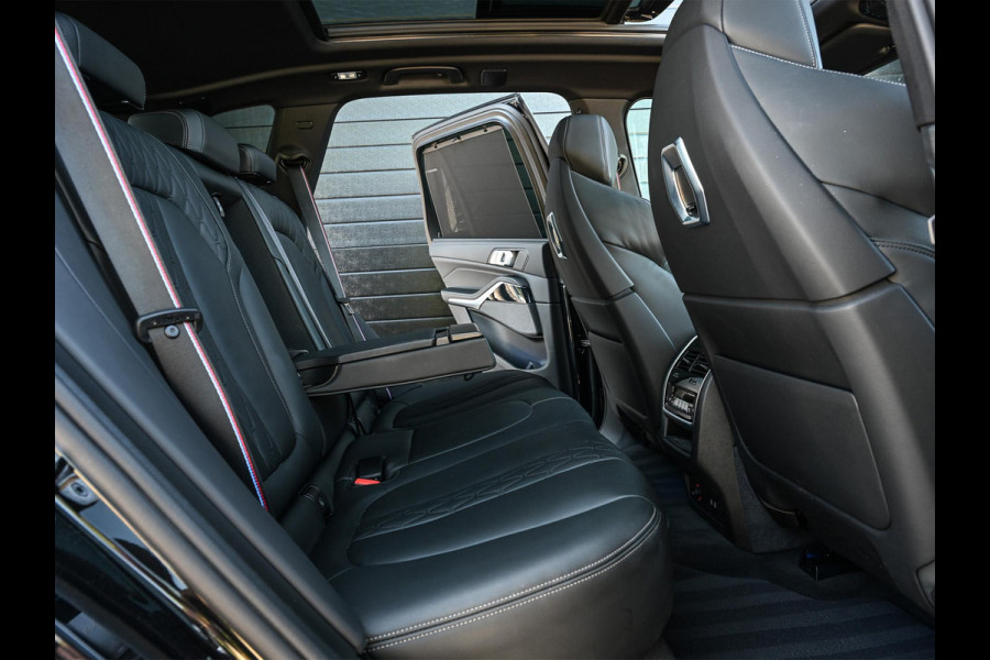 BMW X5 xDrive50e M-Sport Pro | Panoramadak | M-Performance Seats | HUD | 360 Camera | Stoelverwarming + Ventilatie | Memory Seats | Ambiance Interieur | Soft Close | Iconic Glow | Achterbank Verwarming |