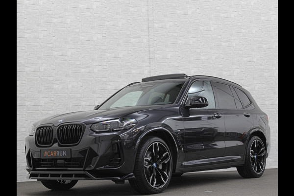 BMW iX3 M-Sport | Sophisto Grey! | Panorama | ACC | Leder | Memory | El. Trekhaak | 97.6% SOH | Sfeerverlichting | 3-Zone Clima | Carplay | LED | Btw auto, 35250,= ex. | Rijklaar incl. Bovag garantie!