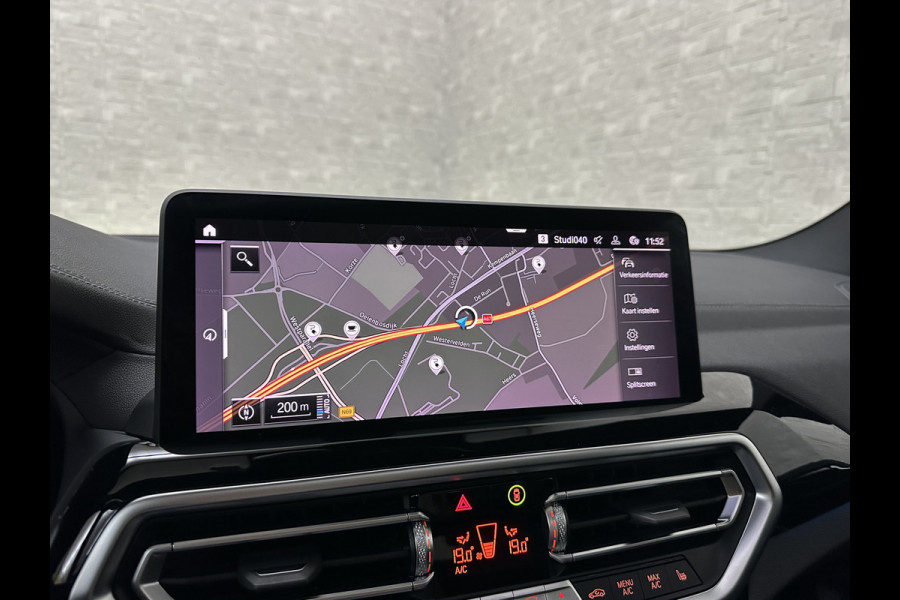 BMW iX3 M-Sport | Sophisto Grey! | Panorama | ACC | Leder | Memory | El. Trekhaak | 97.6% SOH | Sfeerverlichting | 3-Zone Clima | Carplay | LED | Btw auto, 35250,= ex. | Rijklaar incl. Bovag garantie!