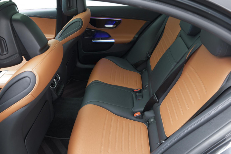 Mercedes-Benz C-Klasse C300e AMG Line |Pano|Burmester|Ambient|Trekhaak|Leder|