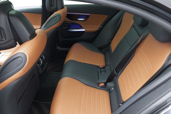 Mercedes-Benz C-Klasse C300e AMG Line |Pano|Burmester|Ambient|Trekhaak|Leder|