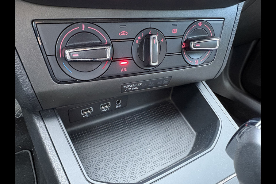 Seat Ibiza 1.0 TSi DSG 115PK Style Business Intense CAMERA/CARPLAY/ADAPT.CRUISE/NAVI/PDC