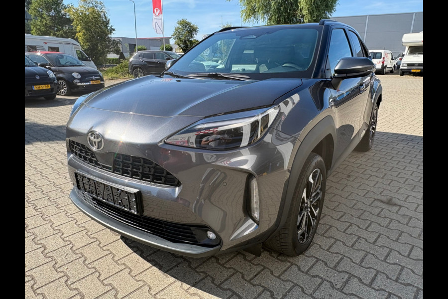Toyota Yaris Cross 1.5 Hybrid 115 Dynamic Plus + Winterpack + Parking Pack